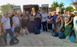 Київські священники УПЦ передали гуманітарний вантаж на Херсонщину